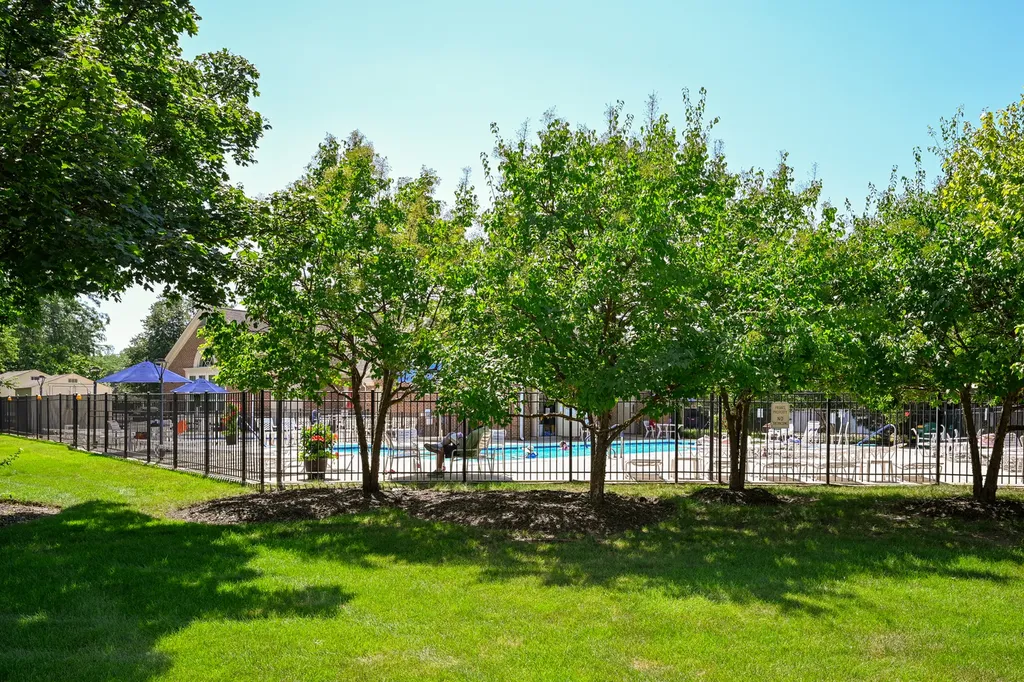 30W023 Laurel Court Warrenville IL 60555