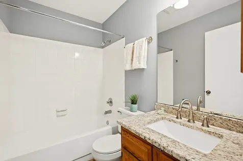30W023 Laurel Court Warrenville IL 60555