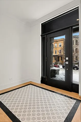 3711 North Magnolia Avenue Chicago IL 60613
