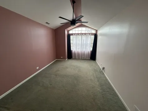 935 Viewpoint Drive Lake In The Hills IL 60156