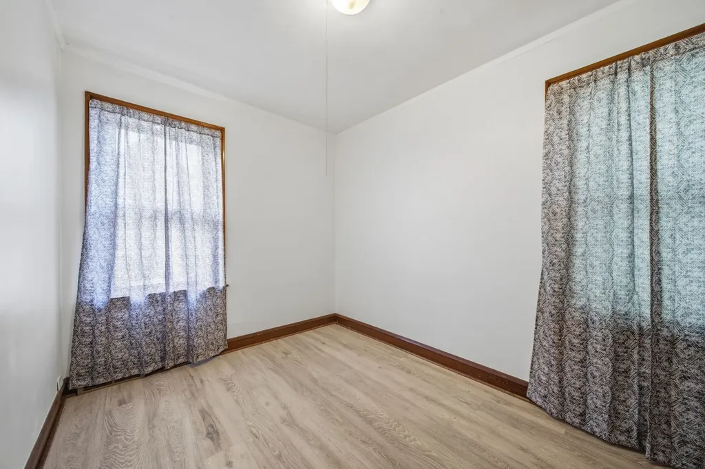 12751 Irving Avenue Blue Island IL 60406