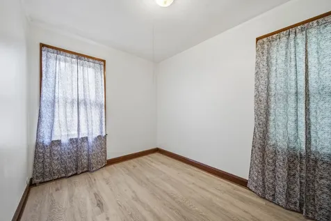 12751 Irving Avenue Blue Island IL 60406