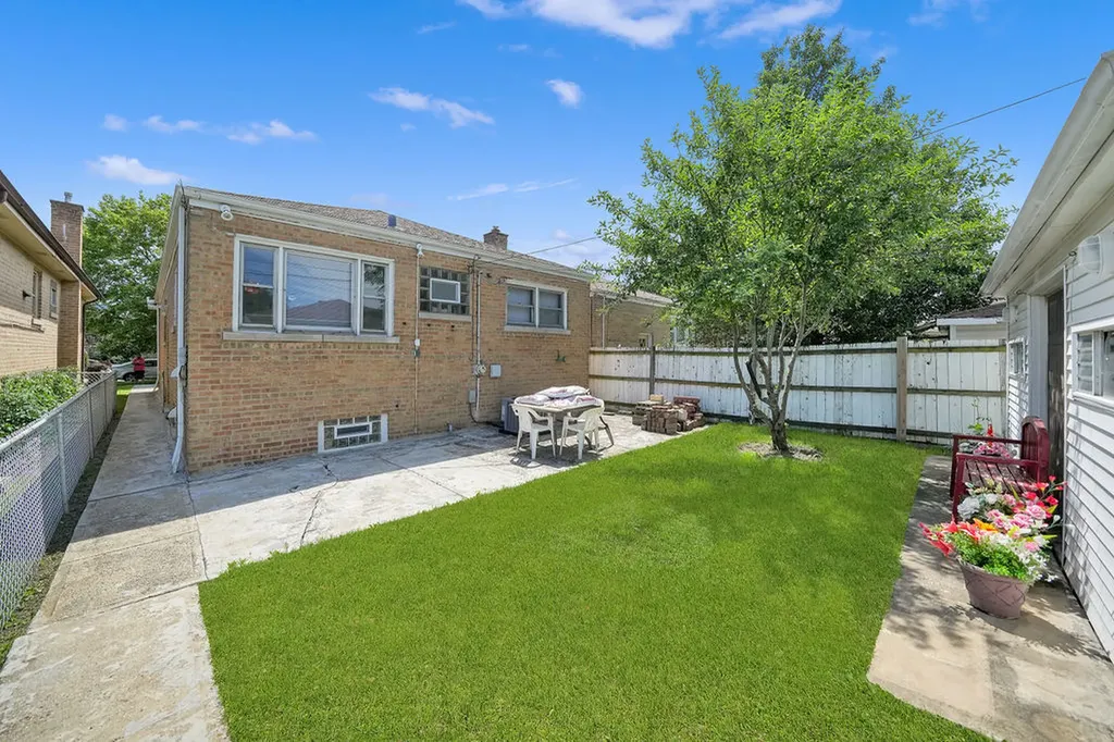 8606 South Kostner Avenue Chicago IL 60652