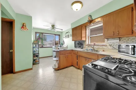 8606 South Kostner Avenue Chicago IL 60652