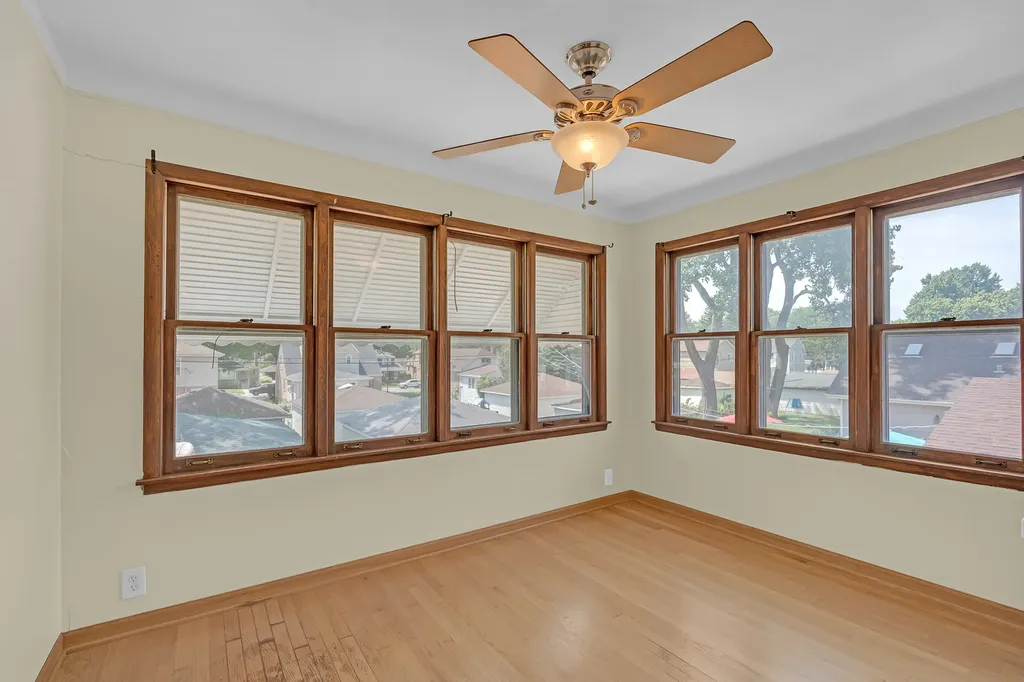11236 South Talman Avenue Chicago IL 60655