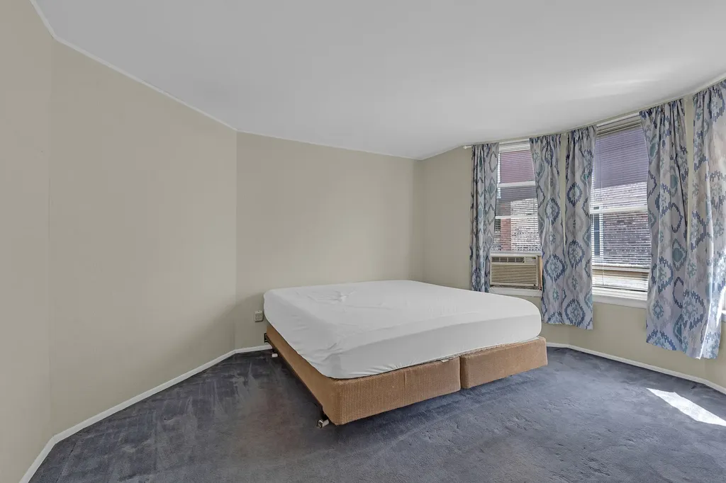 11236 South Talman Avenue Chicago IL 60655