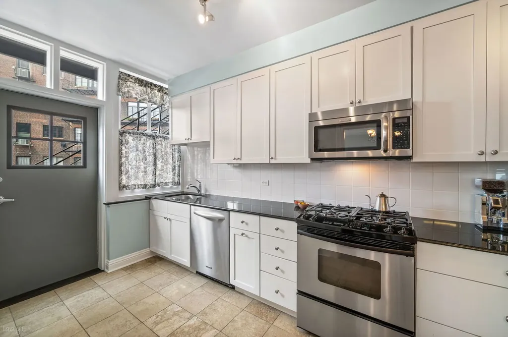 3800 North Lake Shore Drive Chicago IL 60613