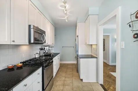 3800 North Lake Shore Drive Chicago IL 60613