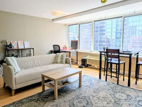 211 East Ohio Street Chicago IL 60611