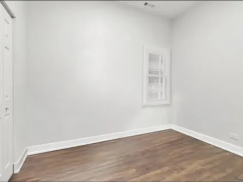 3053 East 79th Street Chicago IL 60649