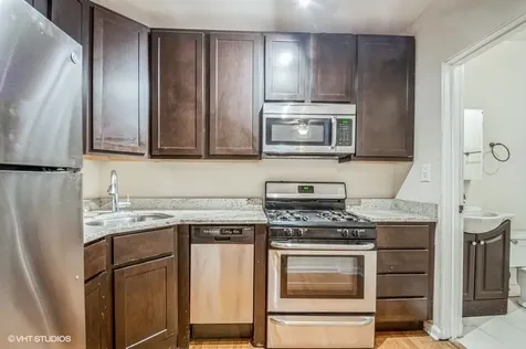 1504 North Dearborn Parkway Chicago IL 60610