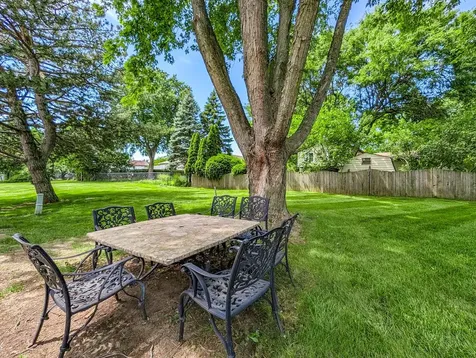 217 Tamarack Drive Bloomingdale IL 60108