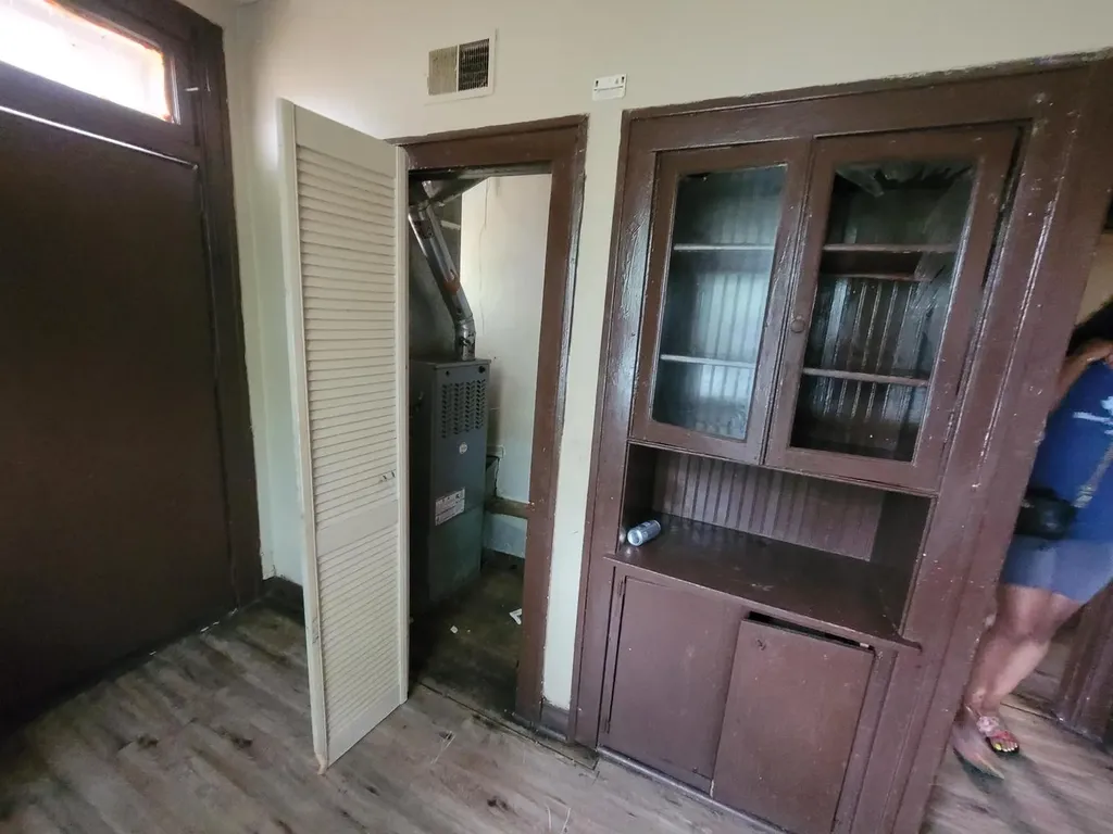 7836 South Marshfield Avenue Chicago IL 60620