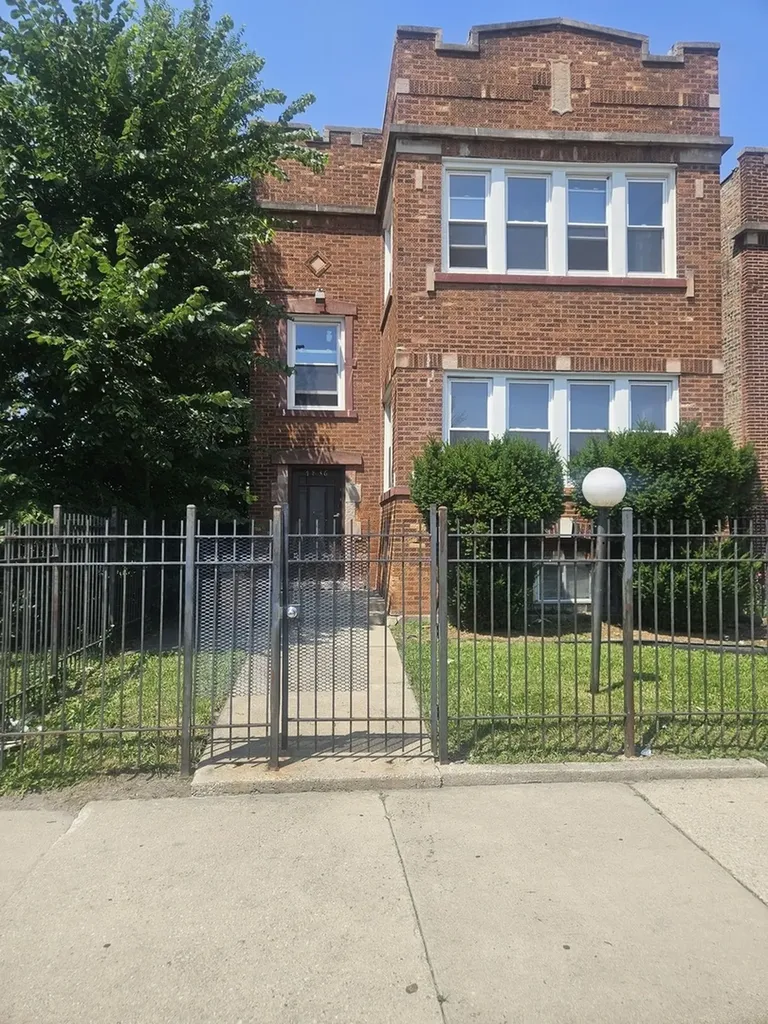 7836 South Marshfield Avenue Chicago IL 60620