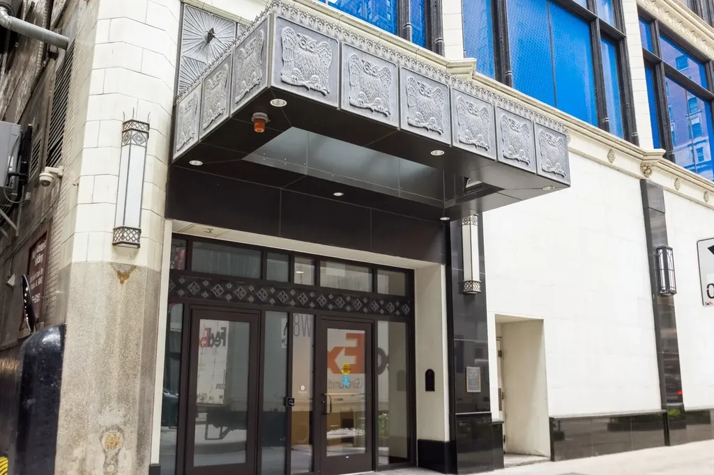 8 West Monroe Street Chicago IL 60603
