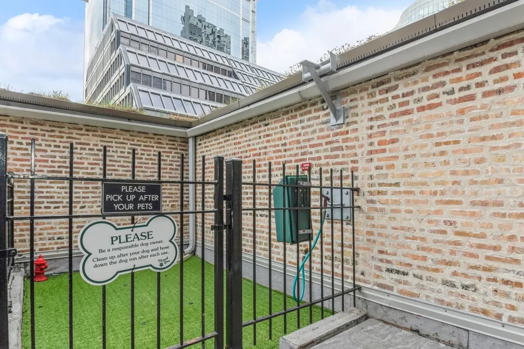 8 West Monroe Street Chicago IL 60603