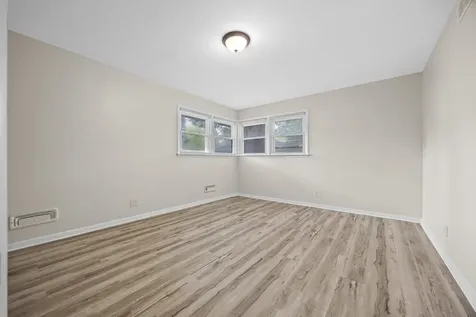 16371 Evans Avenue South Holland IL 60473