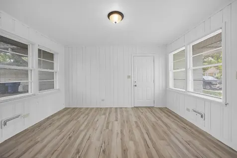 16371 Evans Avenue South Holland IL 60473