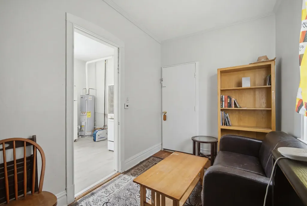4849 West Ainslie Street Chicago IL 60630