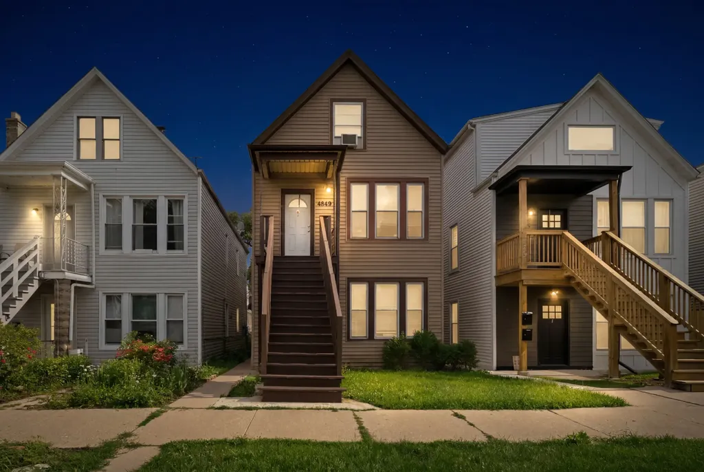 4849 West Ainslie Street Chicago IL 60630
