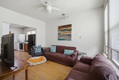 4849 West Ainslie Street Chicago IL 60630