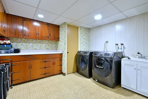 10301 Panoramic Drive Franklin Park IL 60131