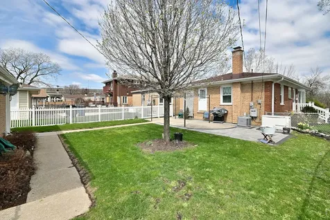 10301 Panoramic Drive Franklin Park IL 60131