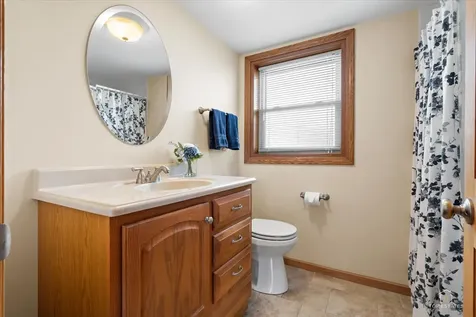 8124 Nottingham Road Tinley Park IL 60477