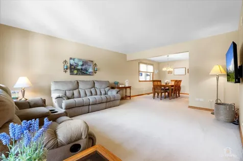 8124 Nottingham Road Tinley Park IL 60477