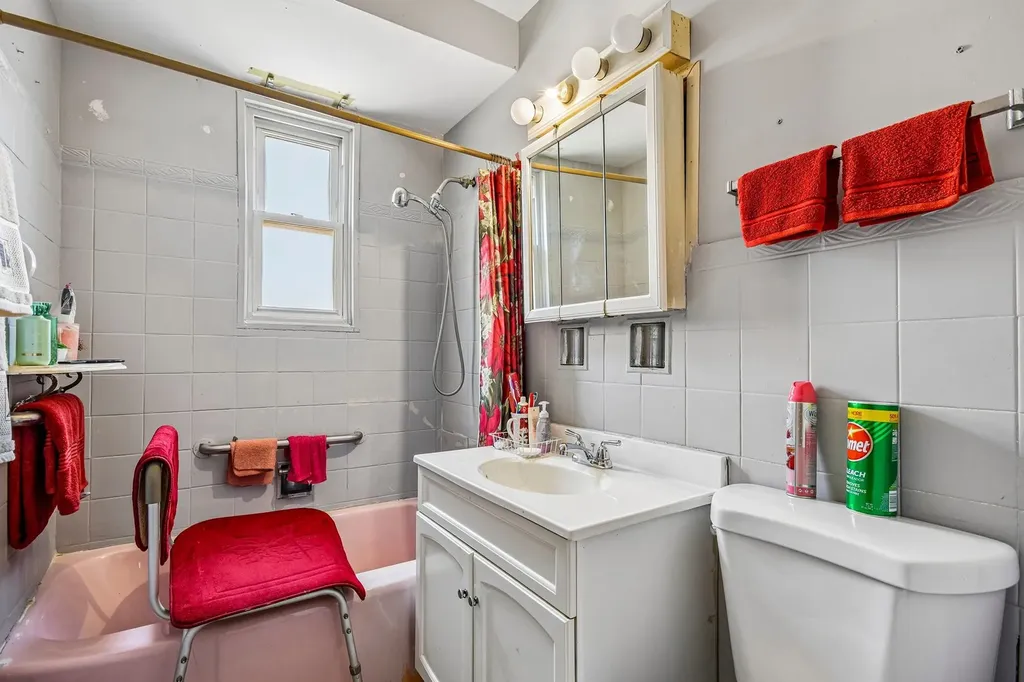 4536 South Lavergne Avenue Chicago IL 60638