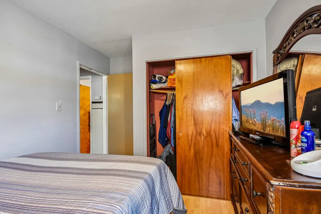 4536 South Lavergne Avenue Chicago IL 60638