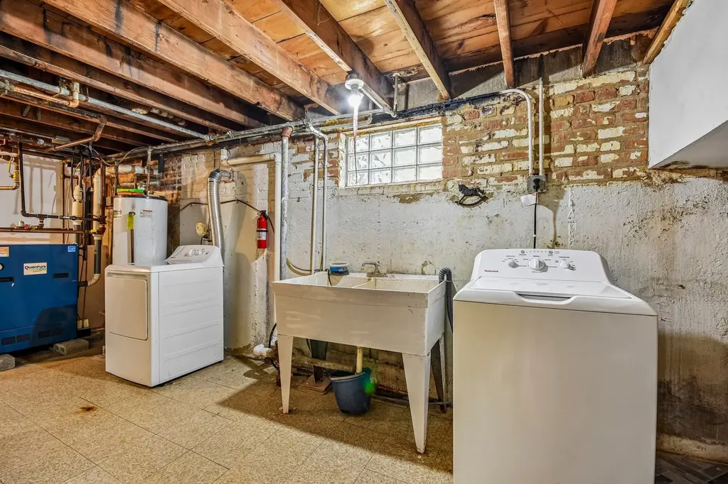 4536 South Lavergne Avenue Chicago IL 60638
