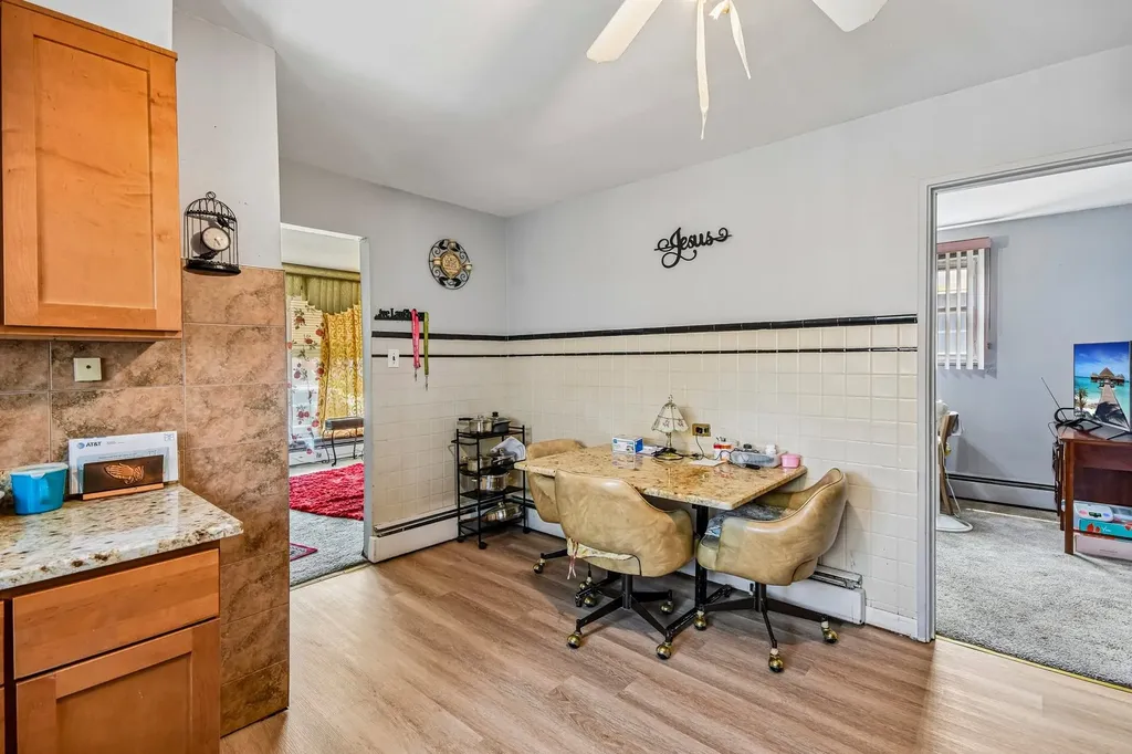 4536 South Lavergne Avenue Chicago IL 60638