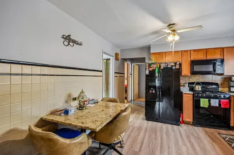 4536 South Lavergne Avenue Chicago IL 60638