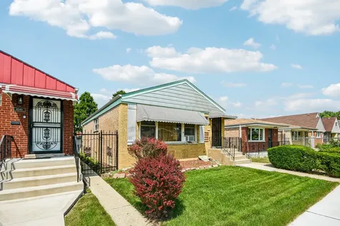4536 South Lavergne Avenue Chicago IL 60638