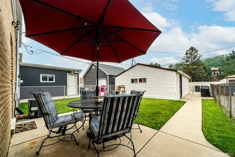 3818 West 110th Street Chicago IL 60655