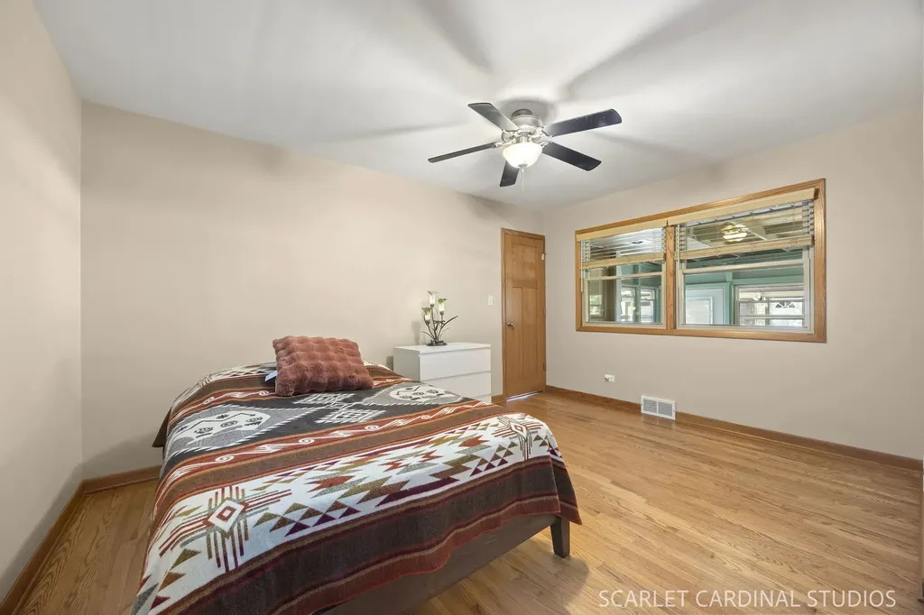 348 South Chase Avenue Lombard IL 60148