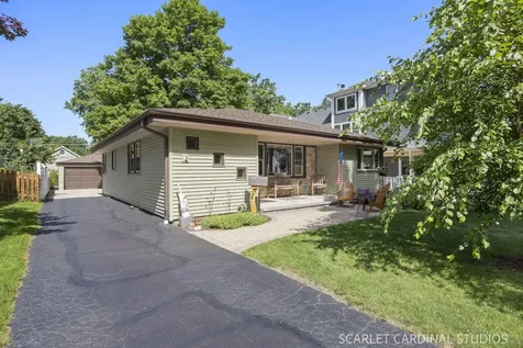 348 South Chase Avenue Lombard IL 60148