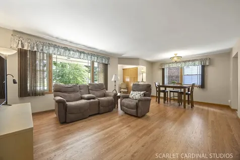 348 South Chase Avenue Lombard IL 60148