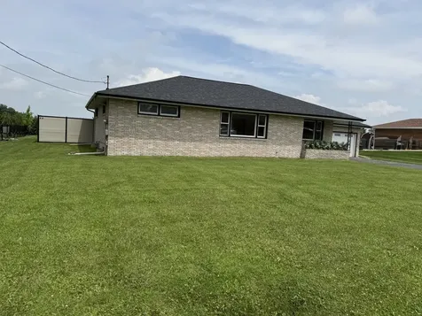 312 Chestnut Street Dalzell IL 61320