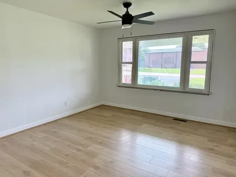 312 Chestnut Street Dalzell IL 61320