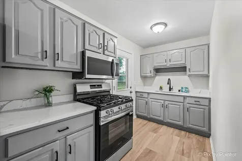 911 West Florence Street Mchenry IL 60051