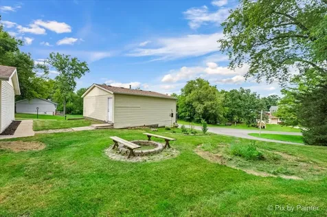 911 West Florence Street Mchenry IL 60051