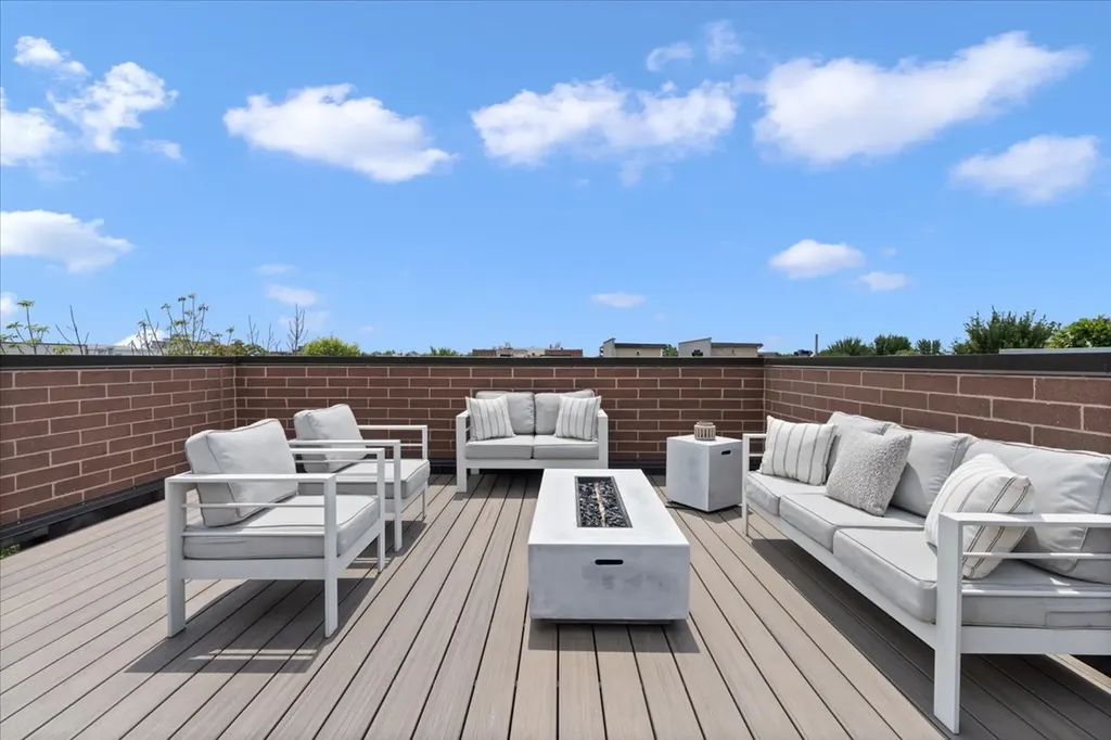 2446 West Augusta Boulevard Chicago IL 60622