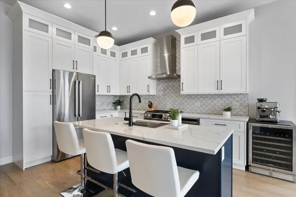 2446 West Augusta Boulevard Chicago IL 60622