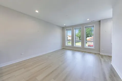 5157 South Wabash Avenue Chicago IL 60615