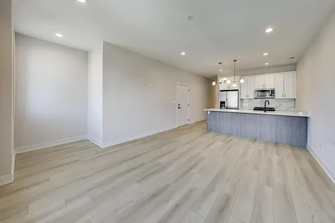 5157 South Wabash Avenue Chicago IL 60615