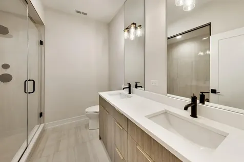5157 South Wabash Avenue Chicago IL 60615