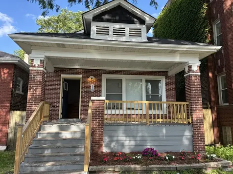 8305 South Maryland Avenue Chicago IL 60619