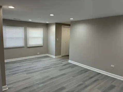 8305 South Maryland Avenue Chicago IL 60619